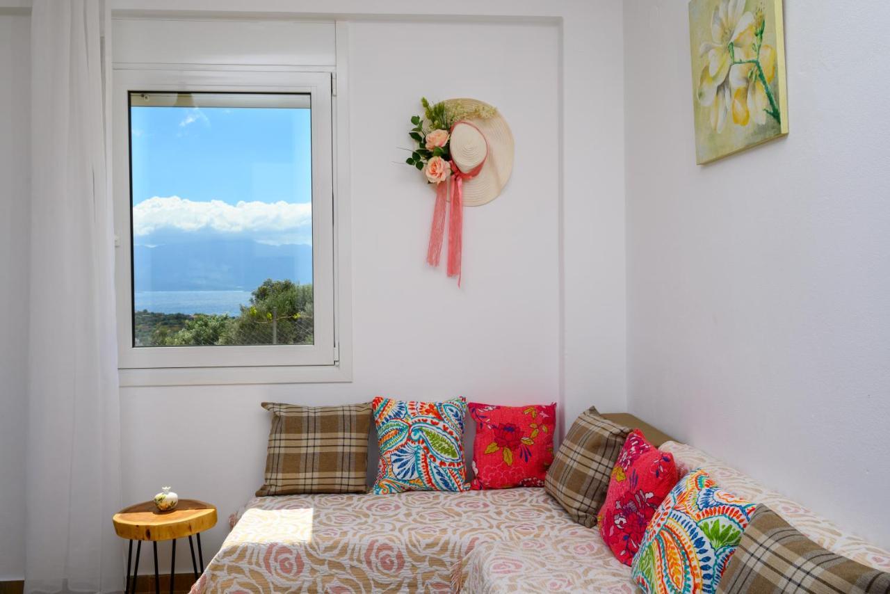 Althea Villa By Breathtaking View อายิโอสนิโกลาโอส ภายนอก รูปภาพ